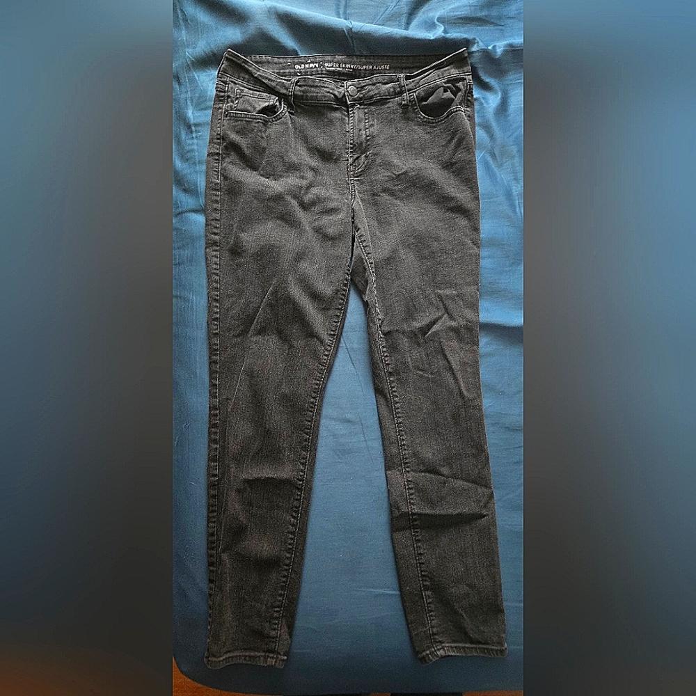 old navy mid rise skinny jeans